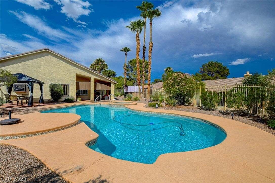 House in Las Vegas, Nevada, United States 1 - 18676921