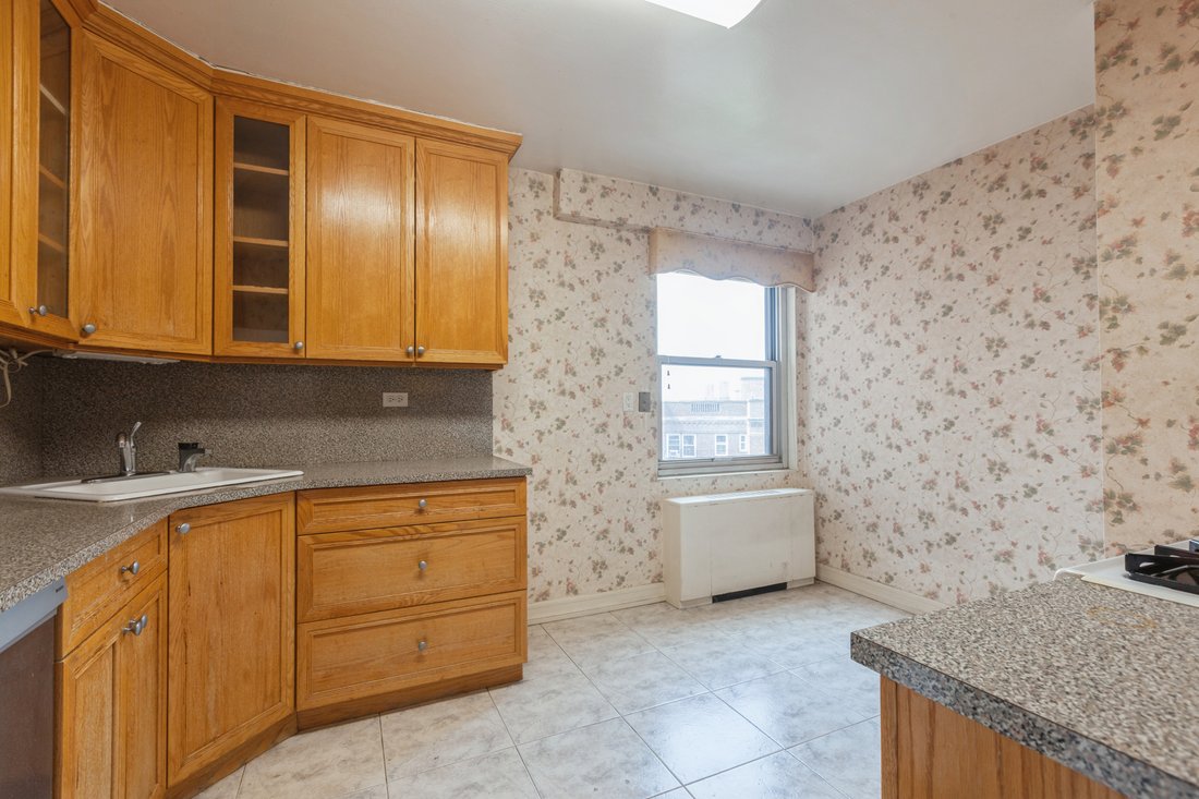 Co Op in New York, New York, United States 5 - 18677642