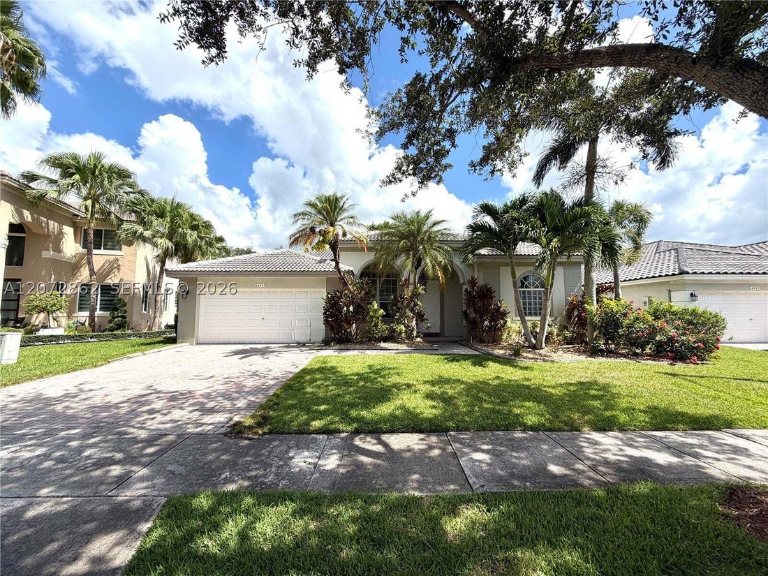 House in Pembroke Pines, Florida, United States 1 - 18676795