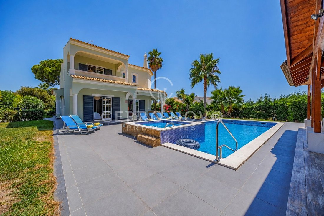 Villa a Ferreiras, Algarve, Portogallo 1 - 18677956