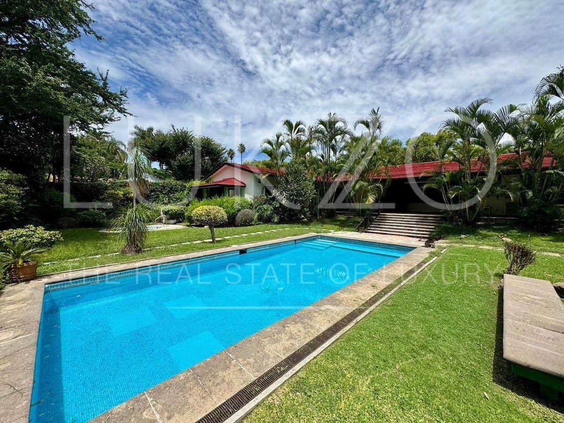 House in Cuernavaca, Morelos, Mexico 1 - 18675133