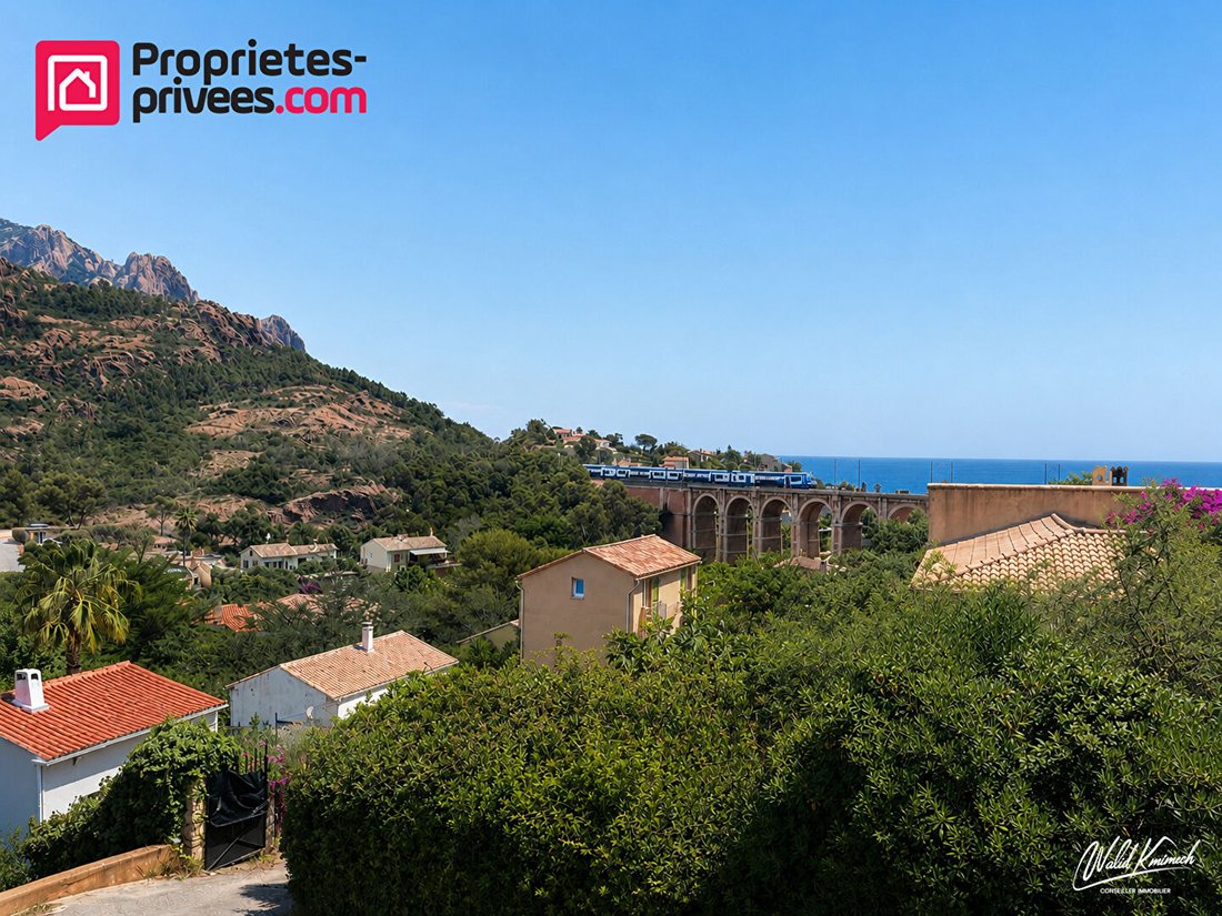 Villa in Le Dramont-Agay-Anthéor-Le Trayas, Saint-Raphaël, France 4 - 18675256