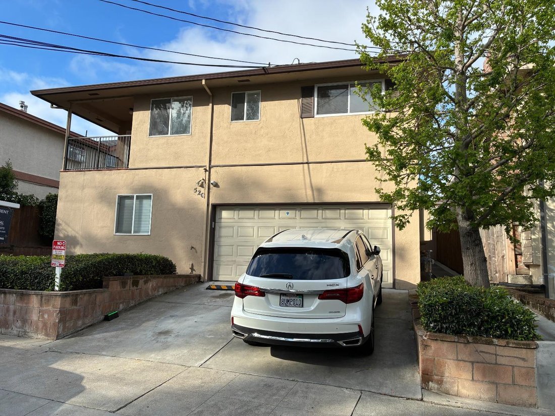 San Bruno, California, United States 1 - 18676894