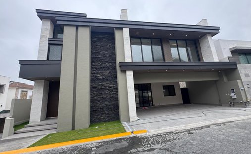 Casa en Monterrey, Nuevo León, México 1