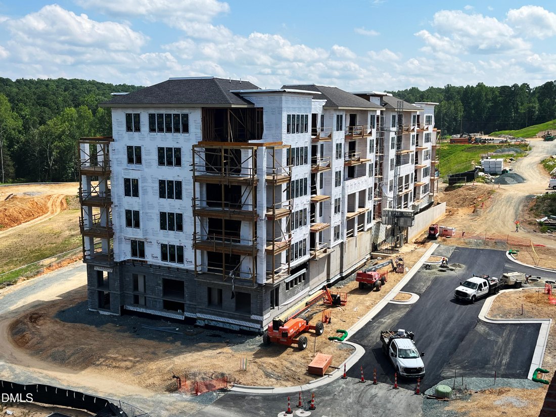 Condo in Chapel Hill, North Carolina, United States 3 - 18677095