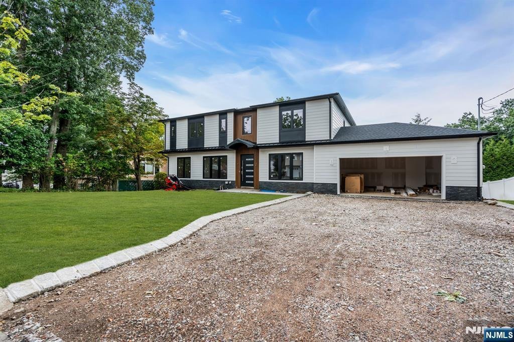 House in Paramus, New Jersey, United States 4 - 18676044