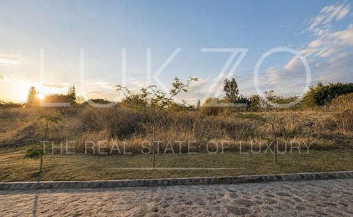 Land in Cuernavaca, Morelos, Mexico 1