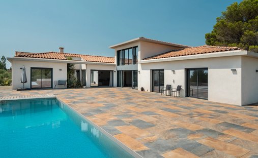 Maison à Grand Sud- Aix la Duranne, Aix-en-Provence, France 1