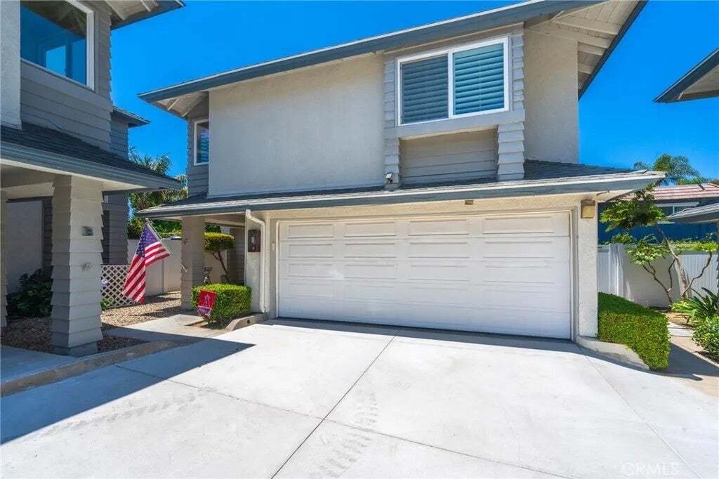 Condo in Costa Mesa, California, United States 1 - 18677020