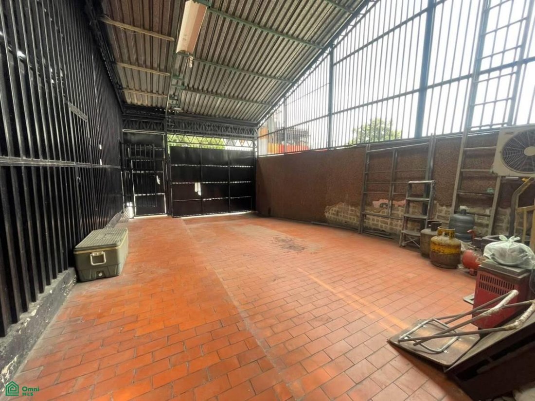 House in Caracas, Miranda, Venezuela 4 - 18527555