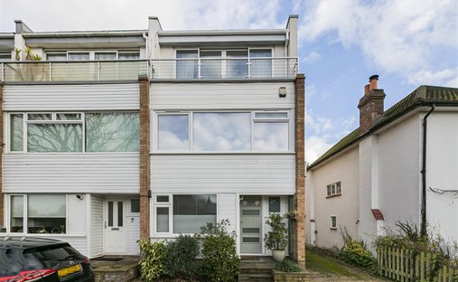 Townhouse in Kingston Upon Thames, Royal Borough of Kingston upon Thames, England 1