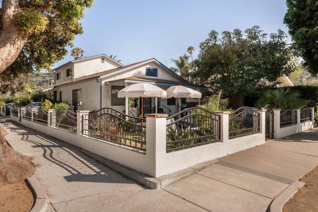 Santa Barbara, California, United States 2 - 18675698