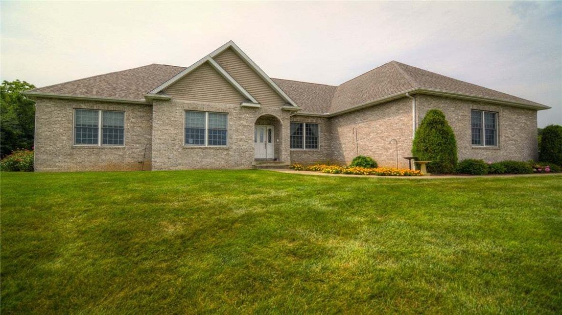 House in Oreana, Illinois, United States 1 - 18675328