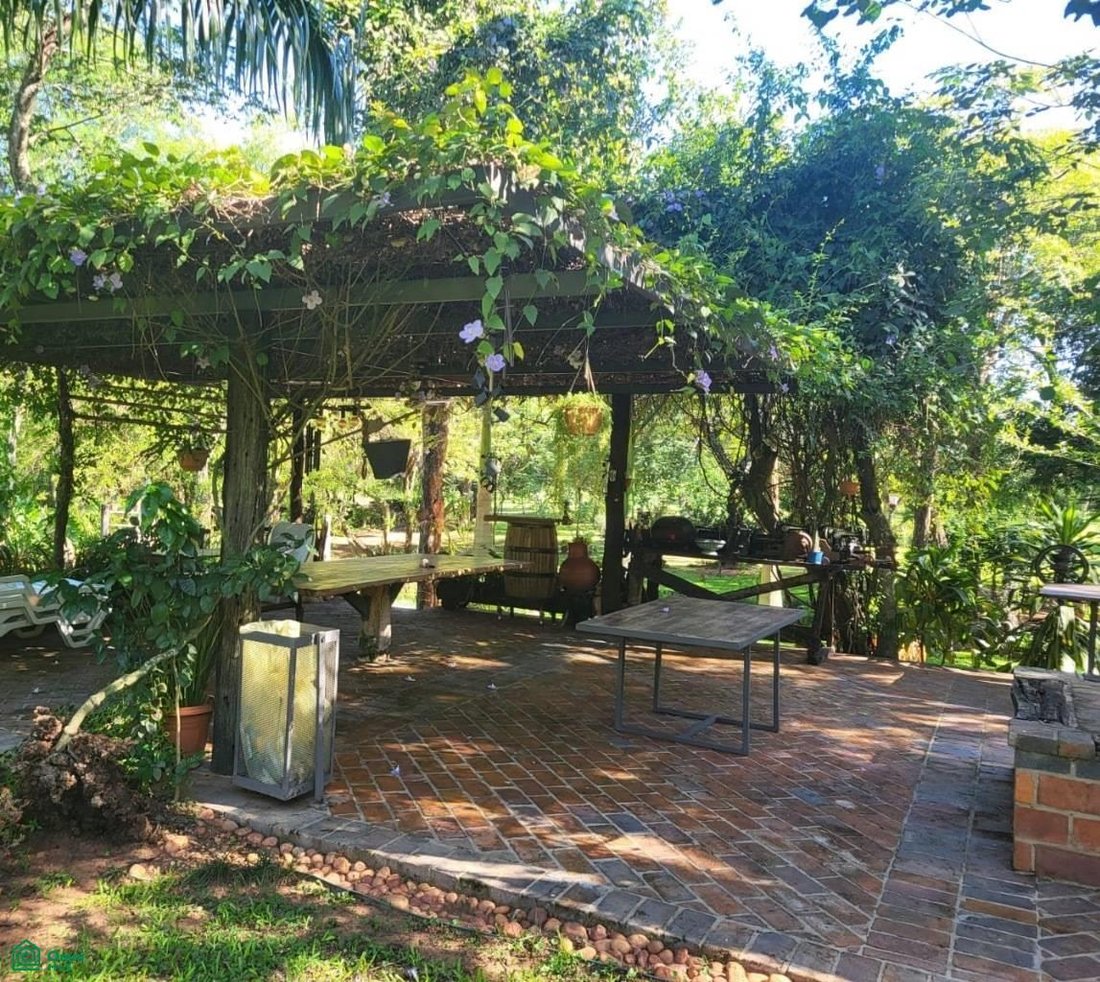 Condo in Luque, Central Department, Paraguay 1 - 18601149