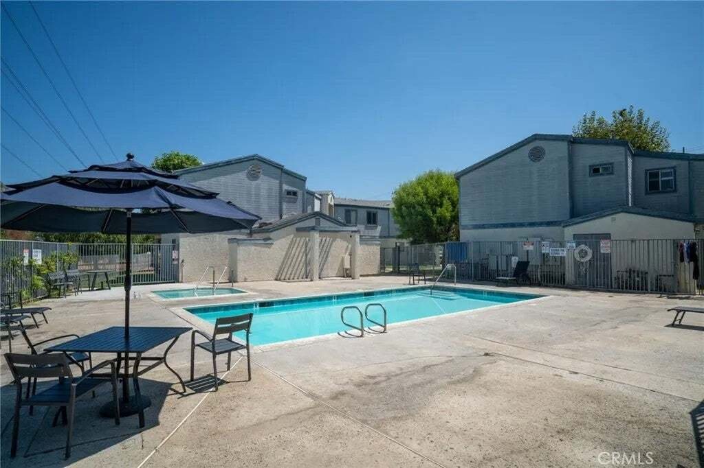 Whittier, California, United States 2 - 18676992