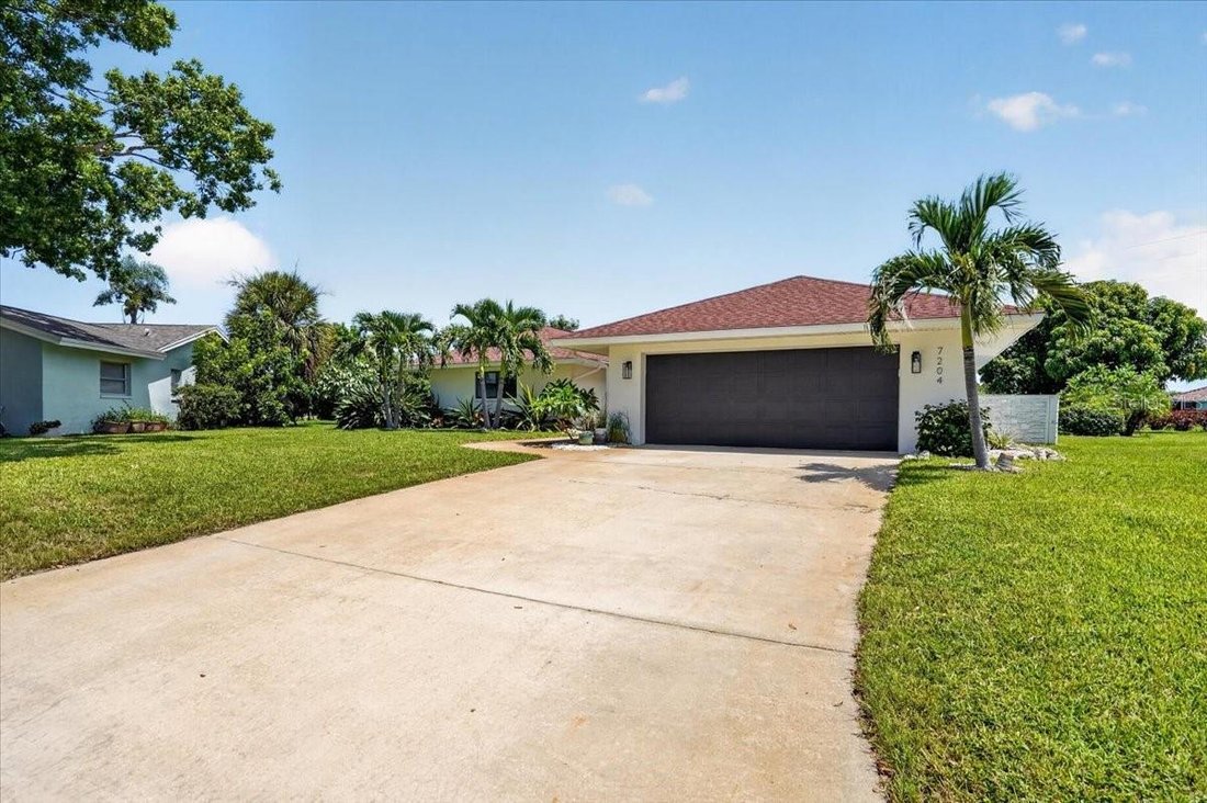 House in Bradenton, Florida, United States 3 - 18675995