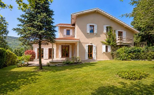 Villa in Zekeriyaköy, İstanbul, Turkey 1