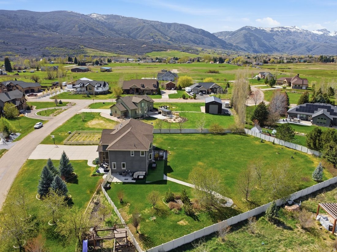 House in Eden, Utah, United States 4 - 18675553