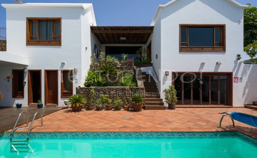 Villa en Arrecife, Canarias, España 1