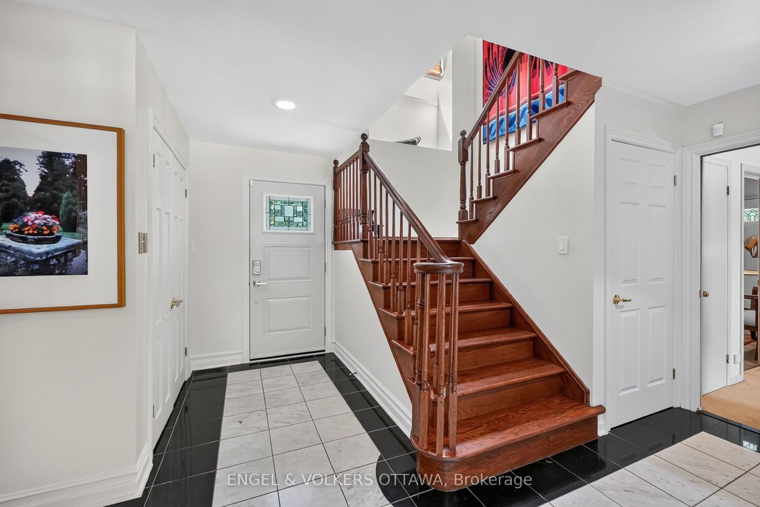 House in Ottawa, Ontario, Canada 3 - 18677706