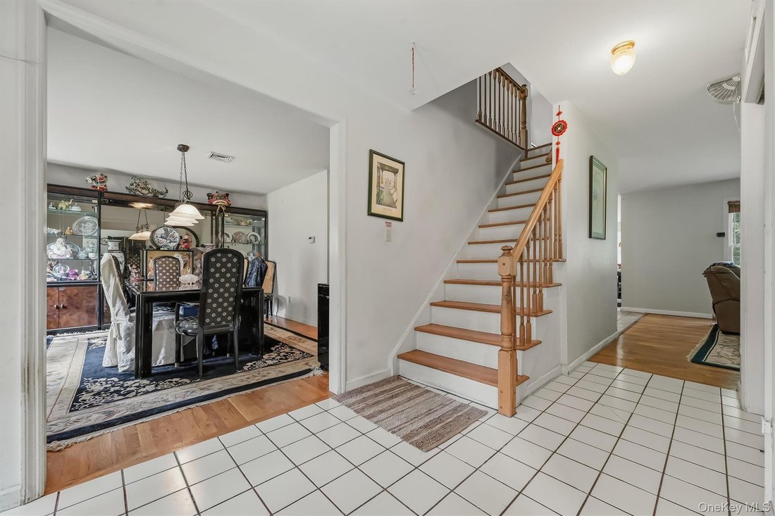 House in Woodbury, New York, United States 4 - 18676070