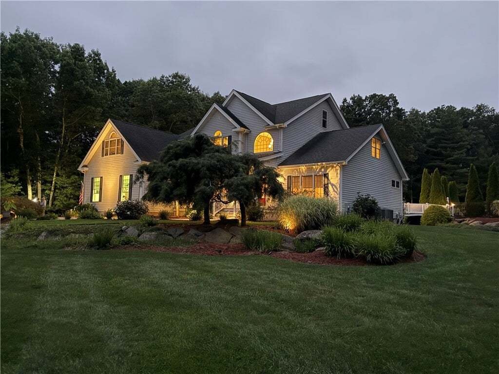 House in North Smithfield, Rhode Island, United States 1 - 18673365