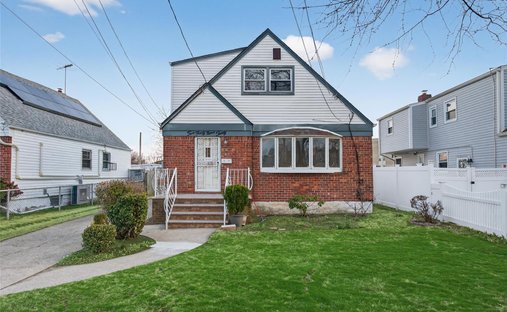 House in New York, New York, United States 1