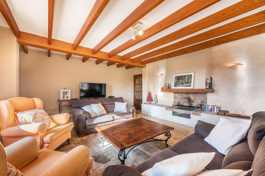 Villa in Mancor de la Vall, Balearic Islands, Spain 5 - 18676259