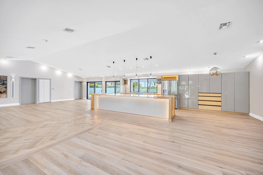 Condo in Miami, Florida, United States 4 - 18677462