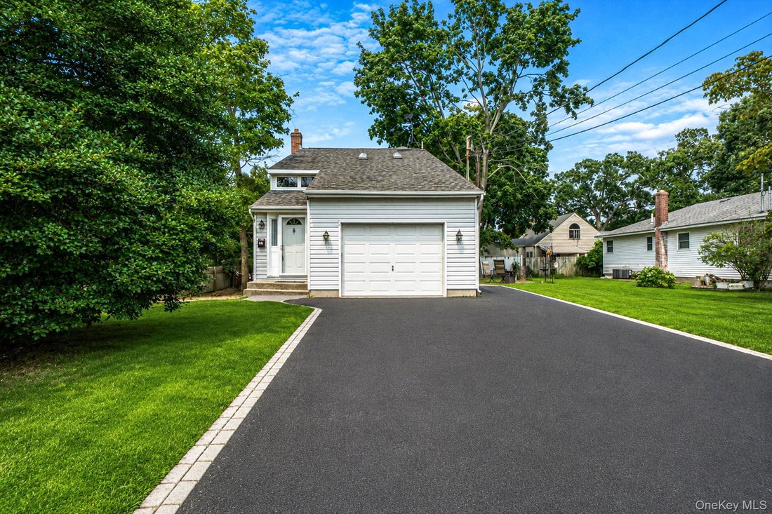 House in East Patchogue, New York, United States 2 - 18677540