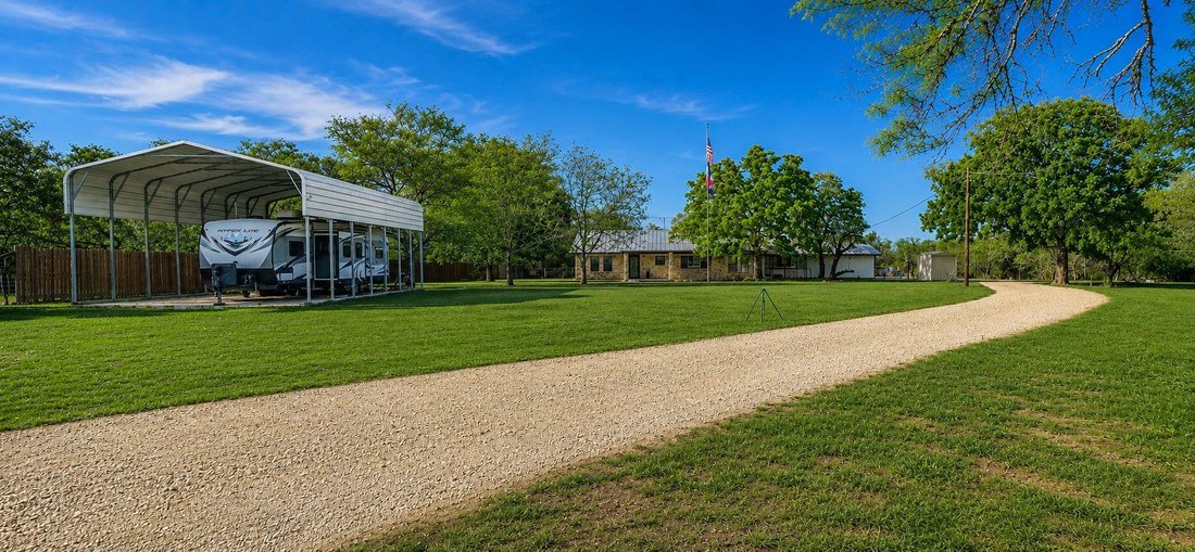 Haus in Bastrop, Texas, Vereinigte Staaten 1 - 17799354