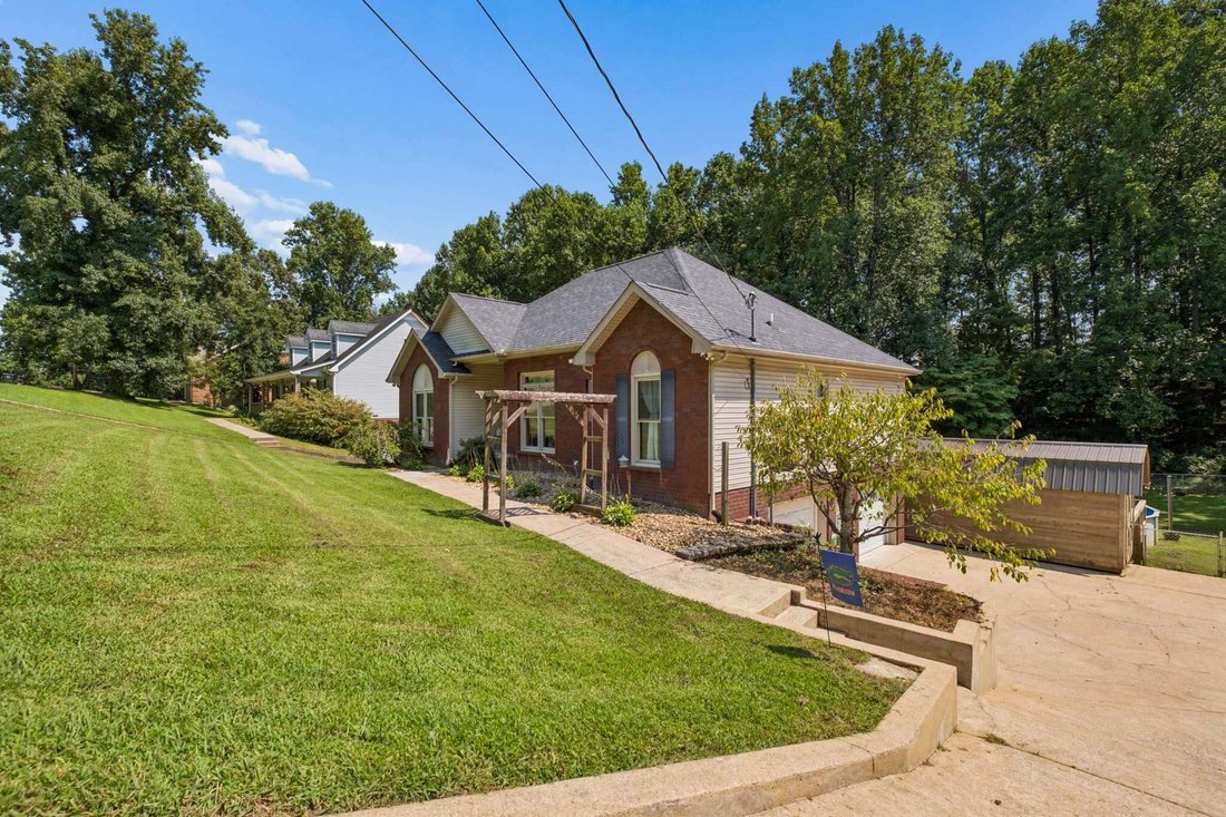 House in Dickson, Tennessee, United States 3 - 18677135