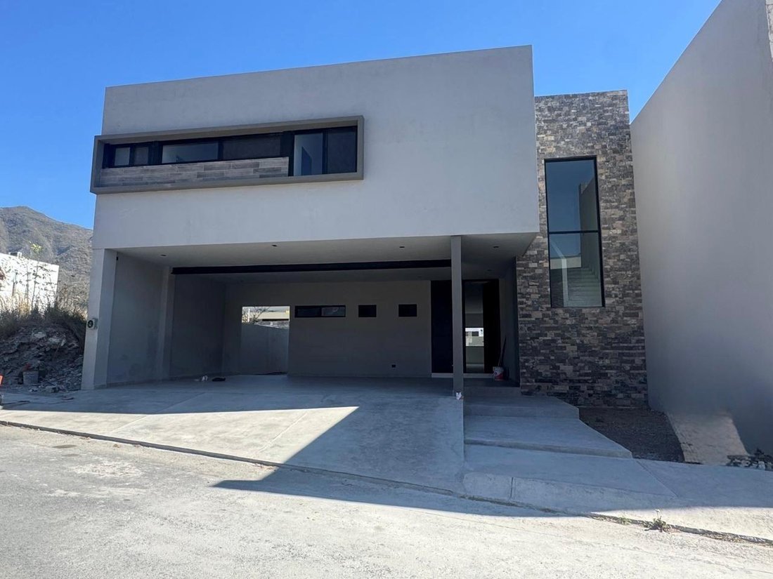 House in Santiago, Nuevo Leon, Mexico 1 - 18677650