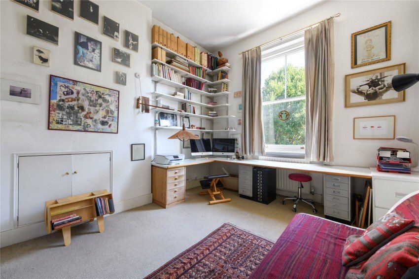 Apartment in Dagenham East, England 5 - 18675819