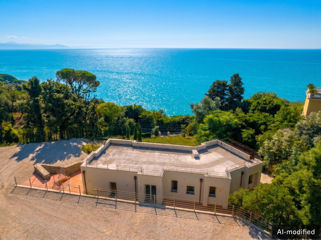 Villa in Varazze, Ligurien, Italien 1 - 18334344