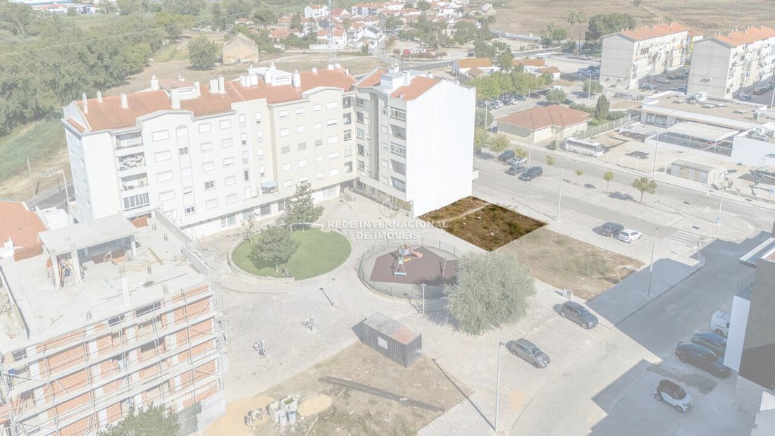 Estate in Palhais e Coina, Setubal, Portugal 2 - 18679087