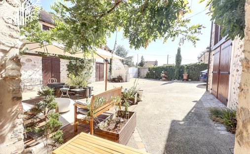 House in Perthes, Ile-de-France, France 1