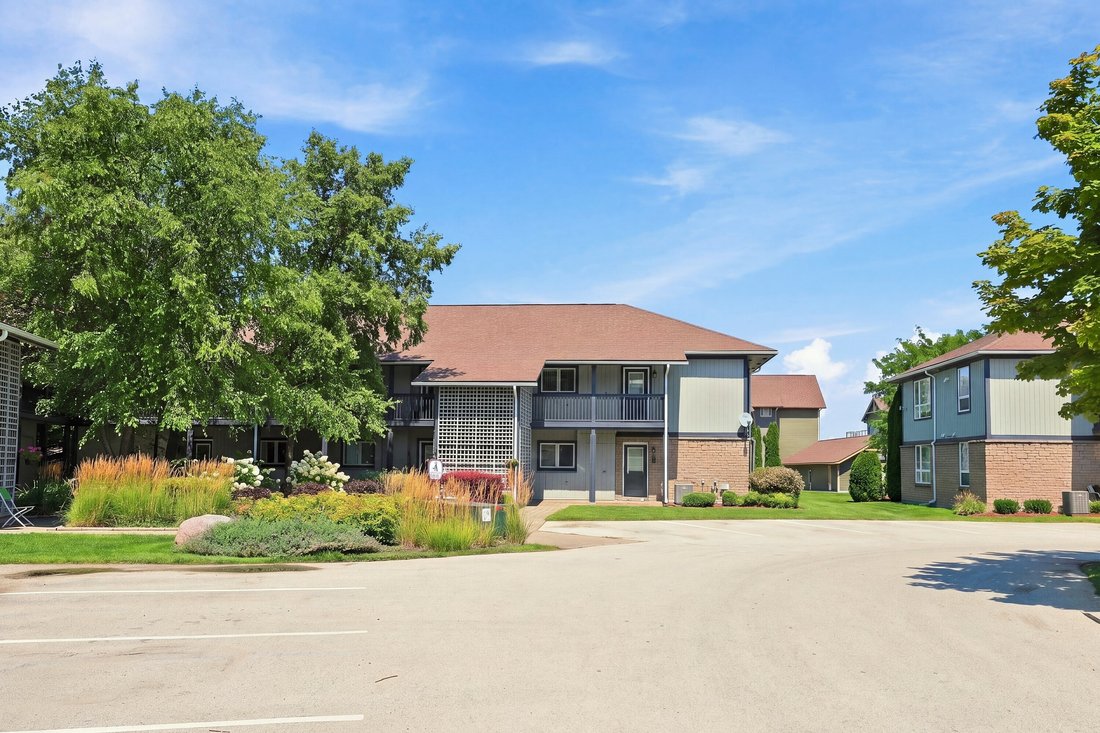 Condo in Collingwood, Ontario, Canada 1 - 18678986
