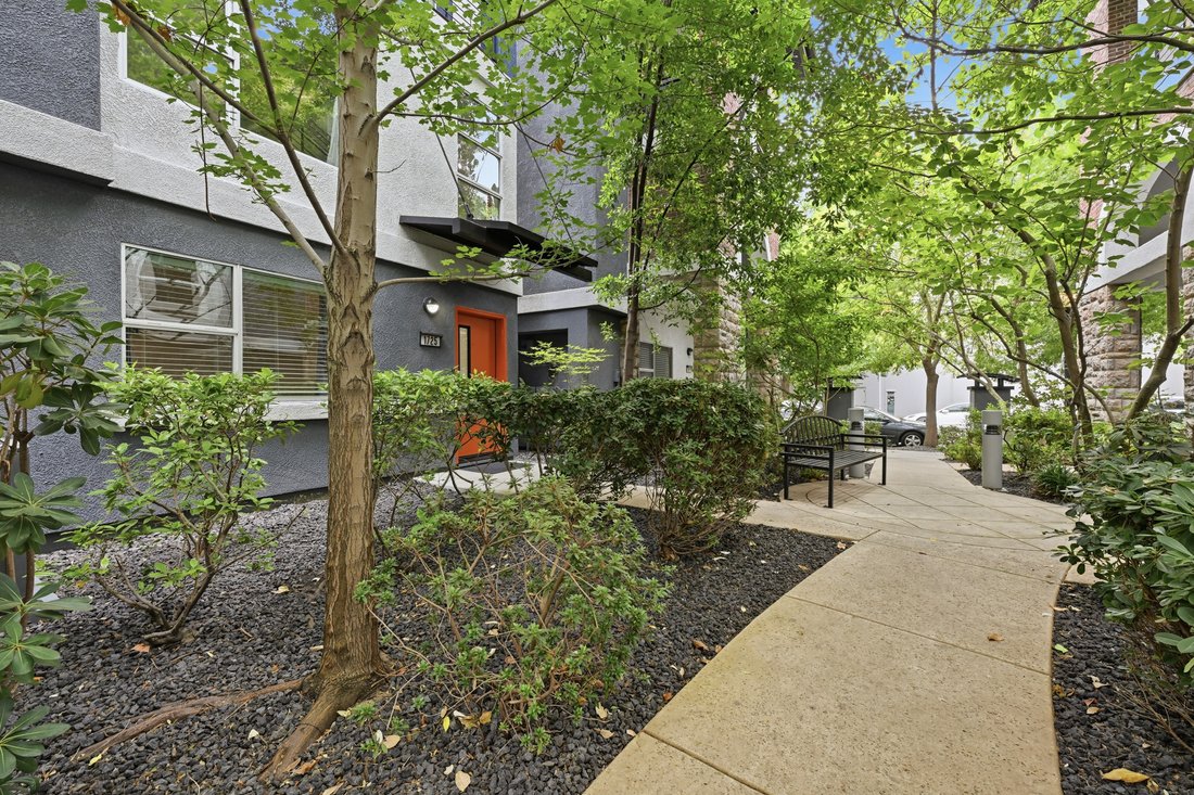 Townhouse in Sacramento, California, United States 2 - 18679112