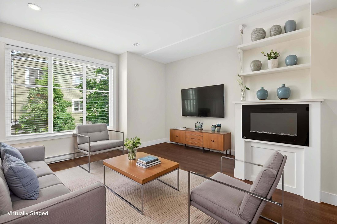 Townhouse in Langley Township, British Columbia, Canada 3 - 18679243