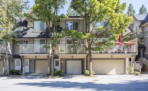 Townhouse in Burnaby, British Columbia, Canada 1