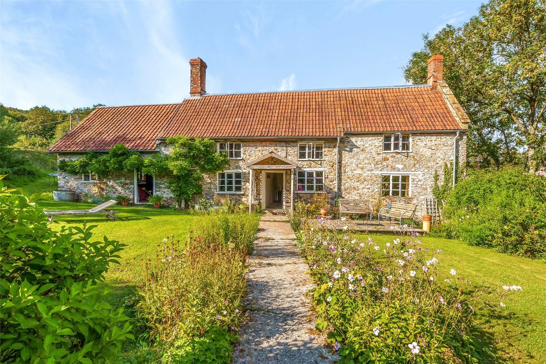 House in Somerset, England 1 - 18679012