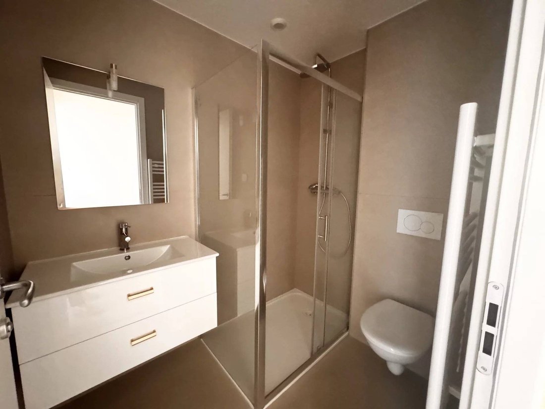 Apartment in Cimiez, Nice, France 5 - 17697467