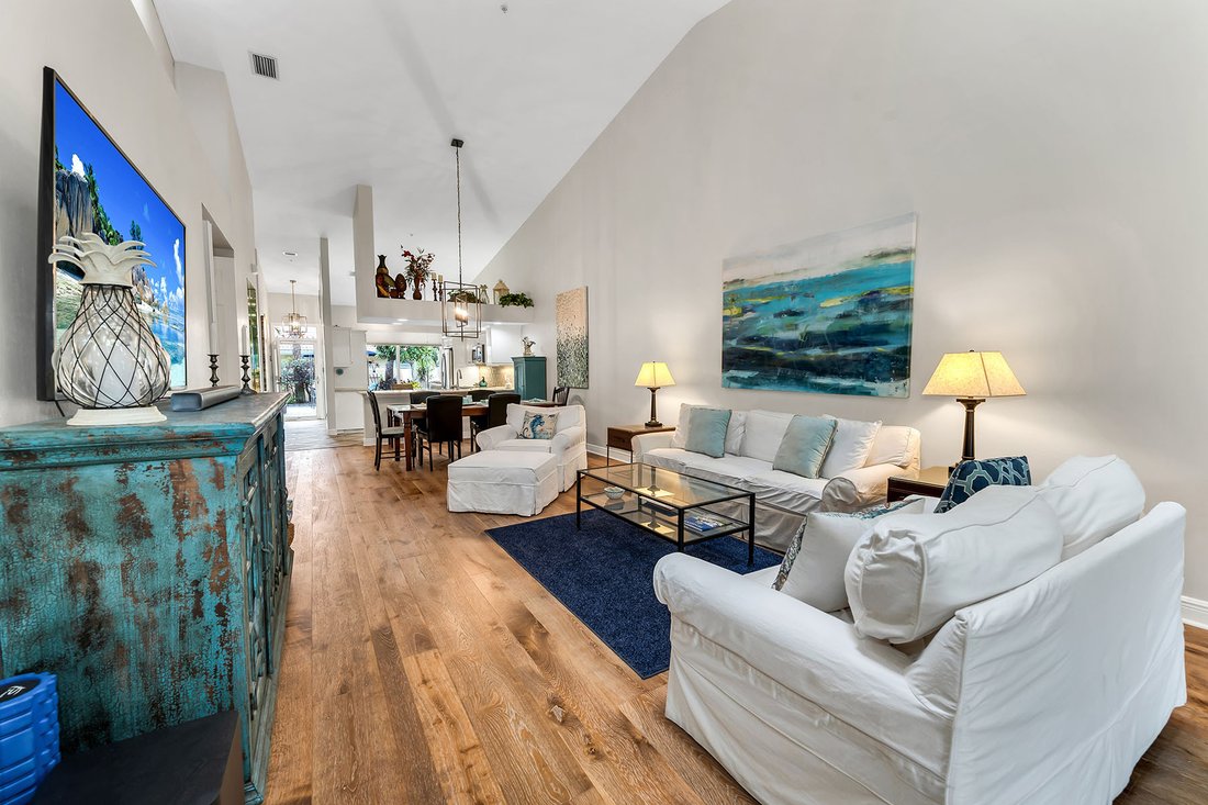 Naples, Florida, United States 5 - 18678964