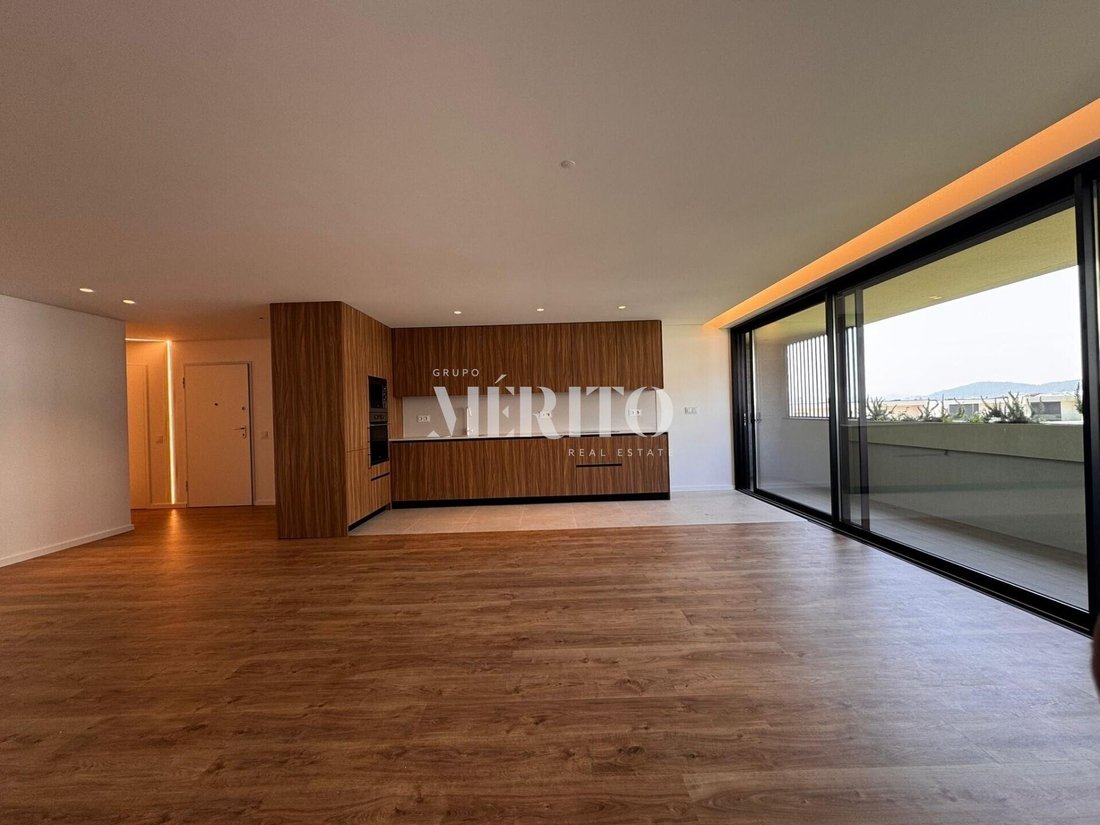 Apartment in Caldelas, Braga, Portugal 4 - 18678941