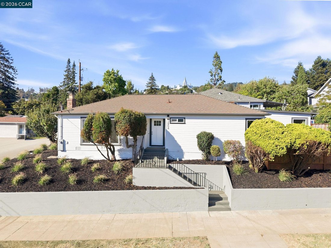 House in Oakland, California, United States 1 - 18678777