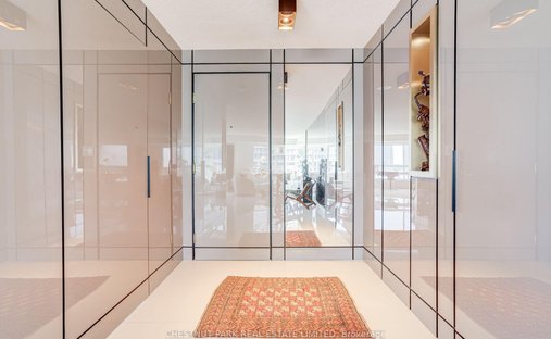 Apartment in Toronto, Ontario, Canada 1