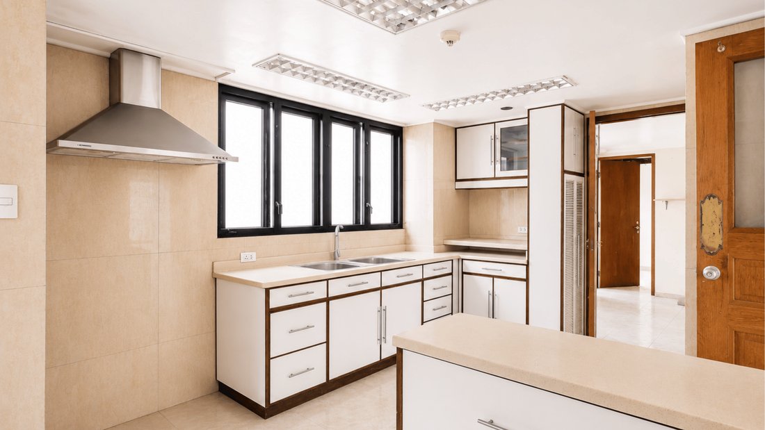 Condo in Makati, Metro Manila, Philippines 5 - 18679293