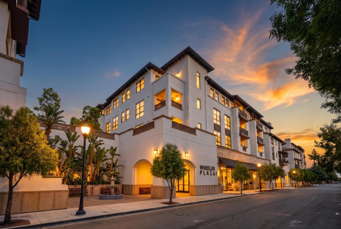Condo in San Carlos, California, United States 1 - 18679350