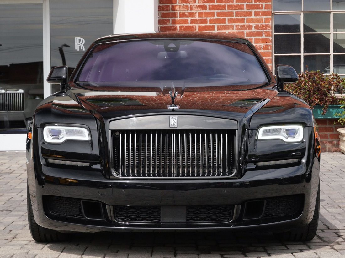 Sedan in Beverly Hills, CA, United States 5 - 18679357